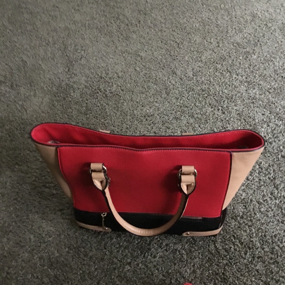 Charming Charlie commuter bag in red and khaki